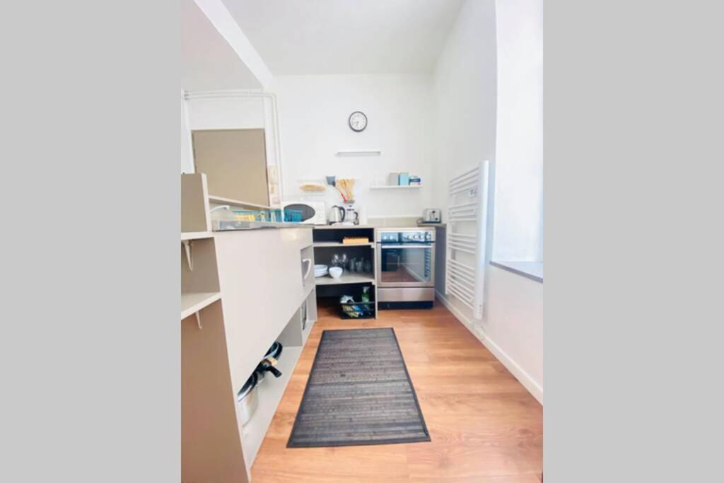 Studio De Charme Apartment Laon Exterior photo